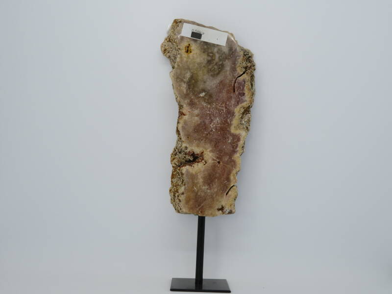 Roze Amethist op standaard 001