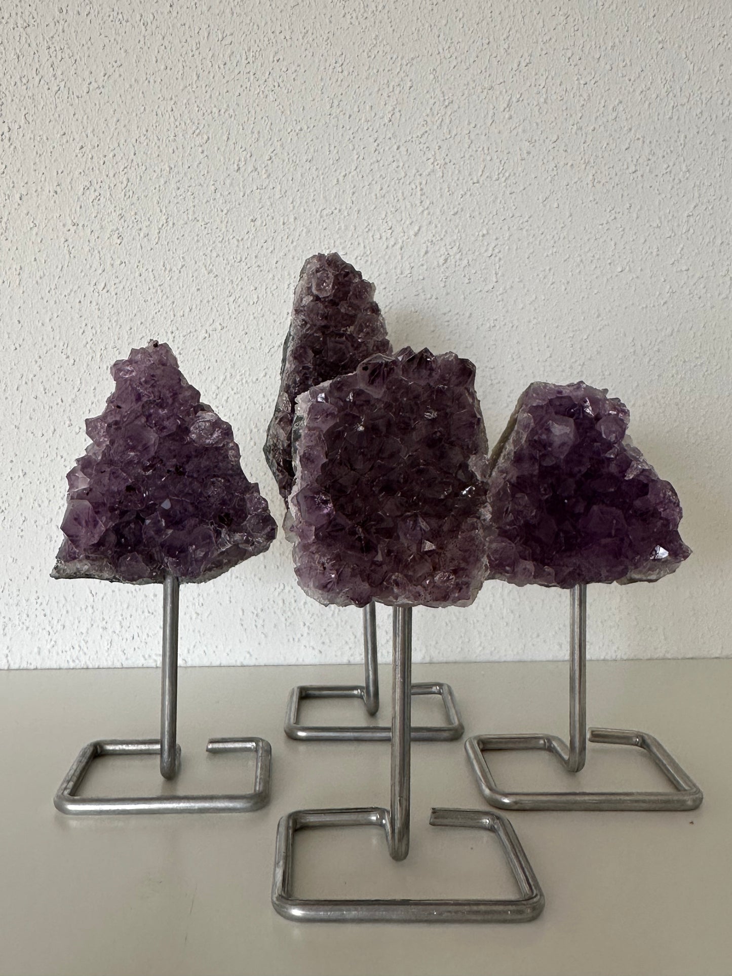 Amethist op pin paars